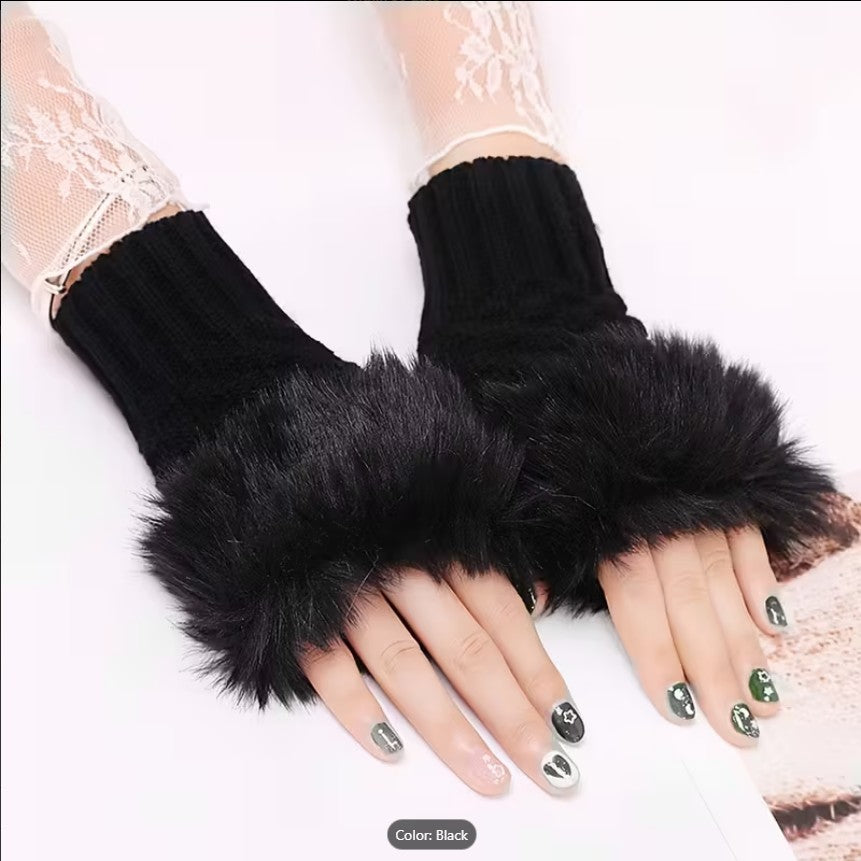 Women’s Plush Fleece-Lined Half-Finger Gloves
