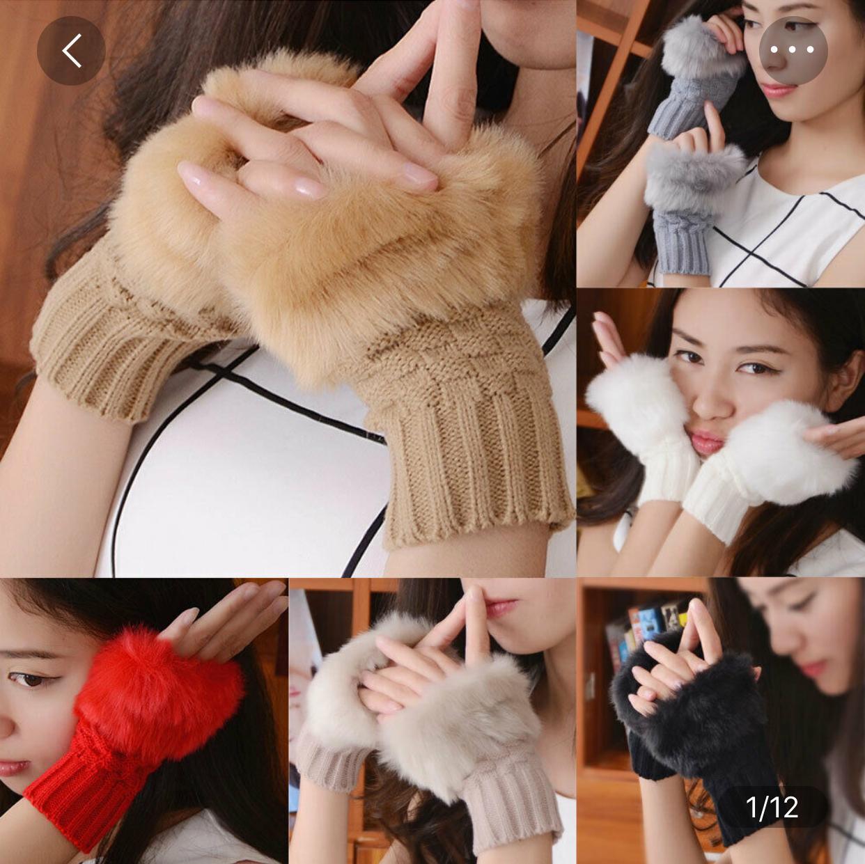Women’s Plush Fleece-Lined Half-Finger Gloves
