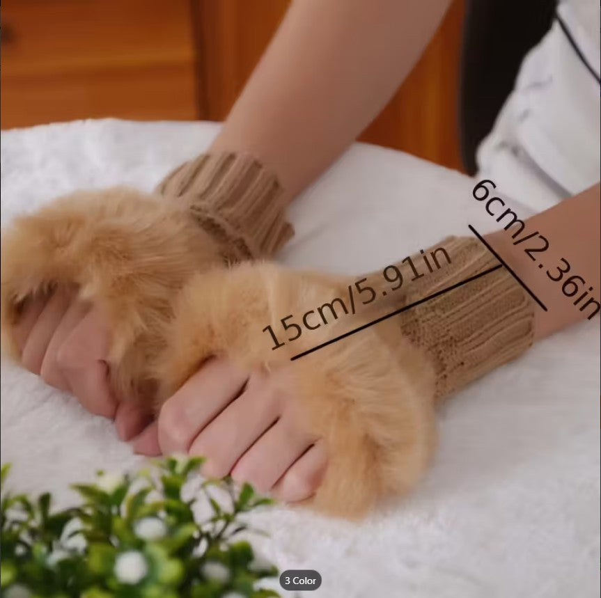 Women’s Plush Fleece-Lined Half-Finger Gloves