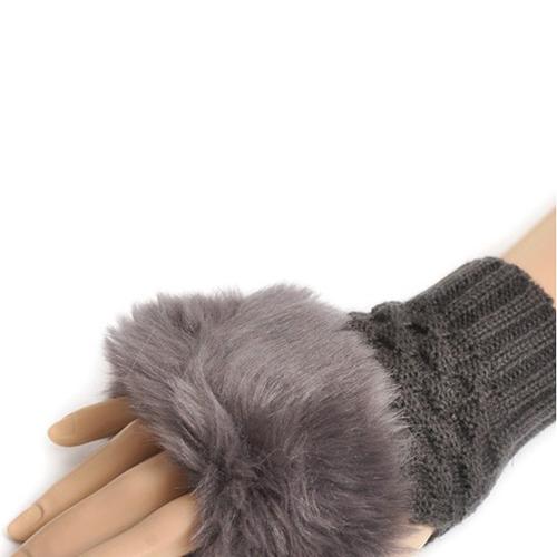 Women’s Plush Fleece-Lined Half-Finger Gloves