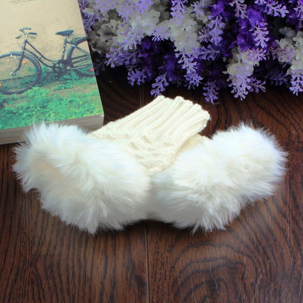 Women’s Plush Fleece-Lined Half-Finger Gloves