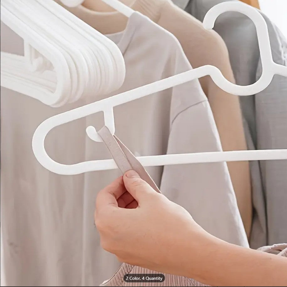 6 Pcs Plastic Clothes Hangers