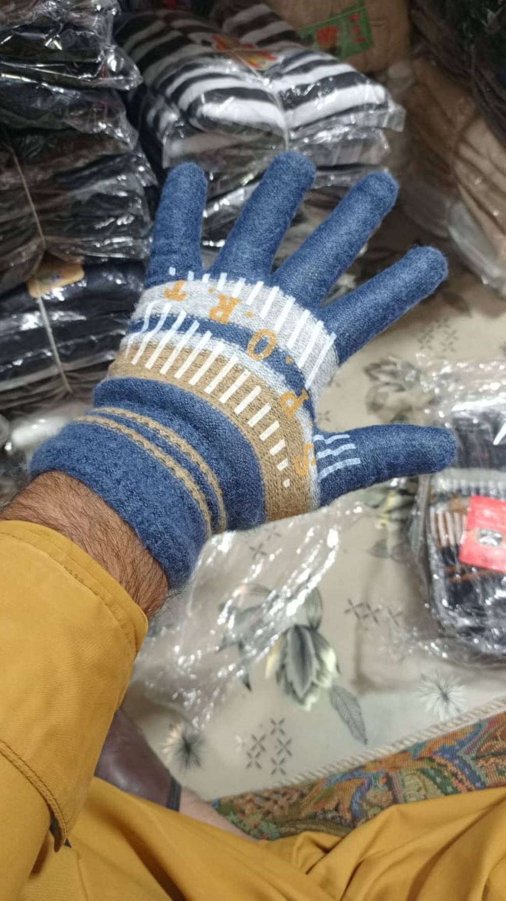 Winter Cap with Gloves Set – Warm, Stylish & Comfortable