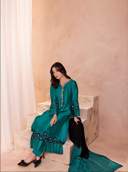 5 Gaz SEA GREEN Unstitched silk Fabric for Women | 2-Piece Summer & Winter Collection | Fancy & Casual Dresses on Sale