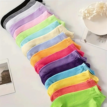 Short Cotton Ankle Socks – Soft & Breathable No-Show Low Cut Socks for Women & Girls (Colorful Random Pack)
