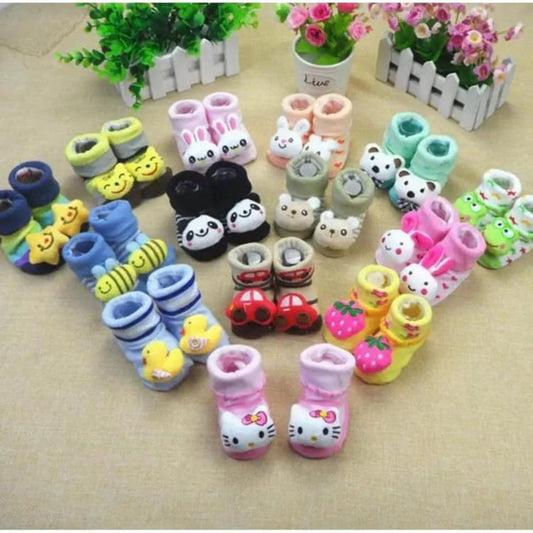 Pack of 5 - Baby 2 in 1 Socks Shoes / kids Toddlers Booties 0 - 12 month - Multicolour