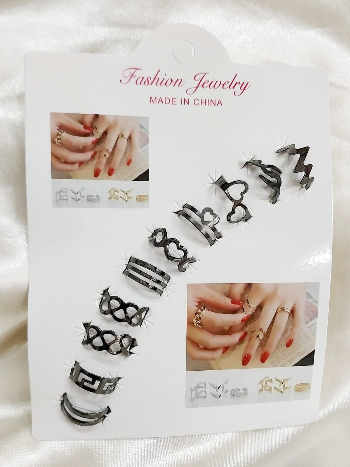 Pack of 8 Pieces Rings Set For Girls Wave Twist Pearl Finger Rings For Women Wedding Gift Retro Infinite Adjustable Pack of 8 Ring Set For Women Birthday Gift Pack of 8 Rings For Girls