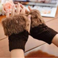 Women’s Plush Fleece-Lined Half-Finger Gloves