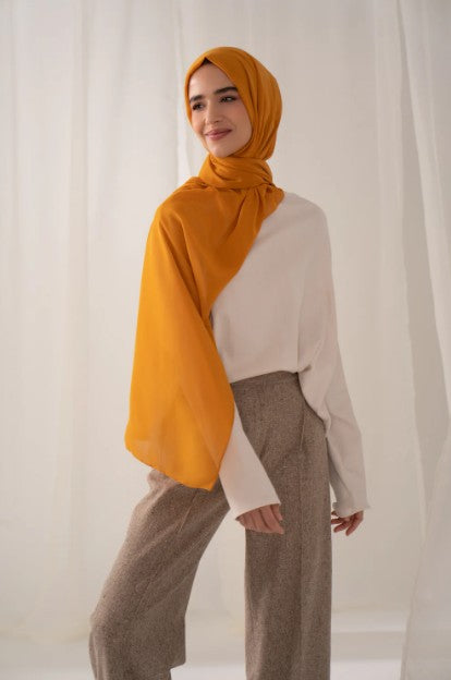 SHAFFRON Luxury Chiffon Hijab for Women & Girls – Lightweight, Elegant, Non-Slip Georgette Scarf | Free Gift Included