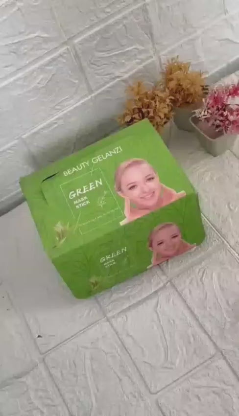 Green Mask Stick: Nature-Inspired Skincare Solution For Detoxifying And Rejuvenating Your Skin. Easy Application, Rich In Natural Ingredients For A Refreshed, Radiant Complexion